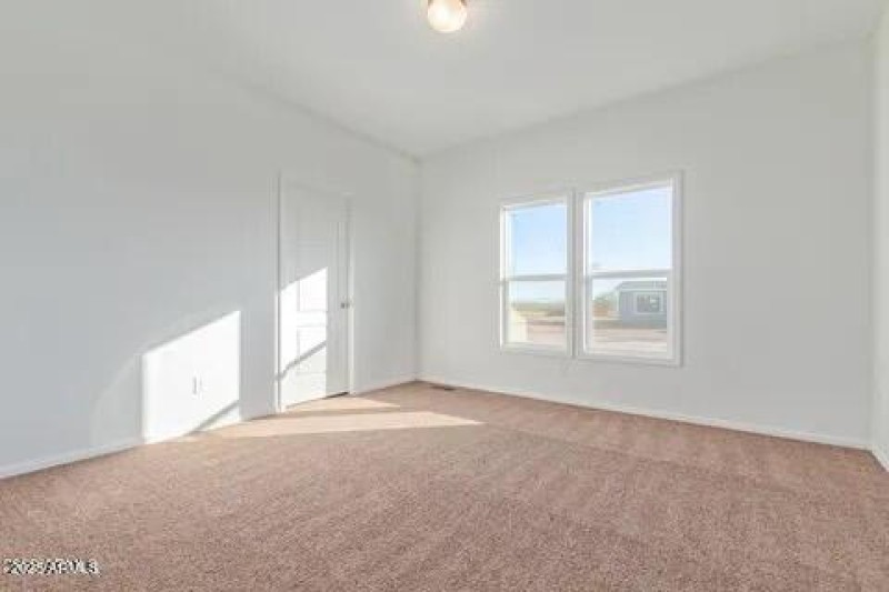 339BF639-235C-46A8-B7BA-C2DB88100614