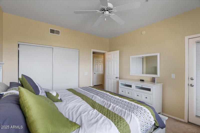 17-Primary bedroom