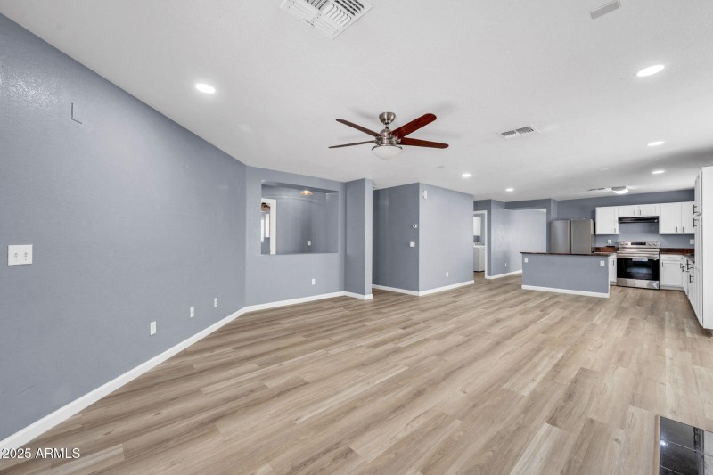 mls_1125 E Milada Dr-3