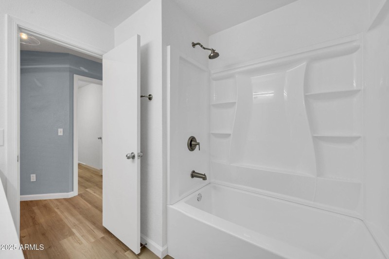 mls_1125 E Milada Dr-25