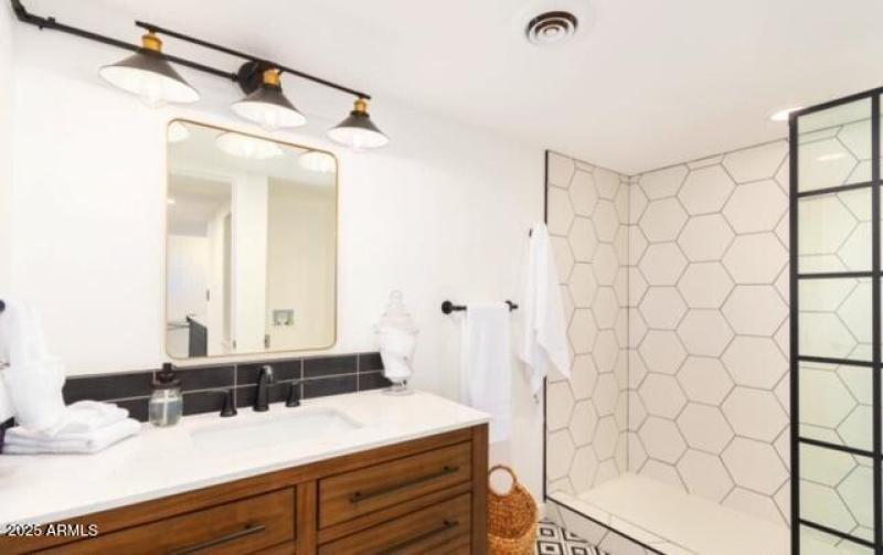 Oversized Vanity & Walk In Shower