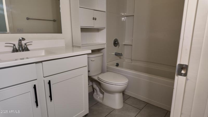 Hall Bathroom 3