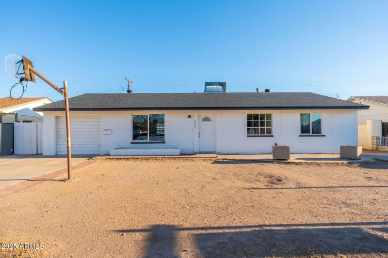 6223 W EARLL Drive, Phoenix, AZ