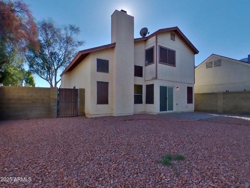 16_pc_OcCFbwBVFg_CFRGWK3VxR_center_0