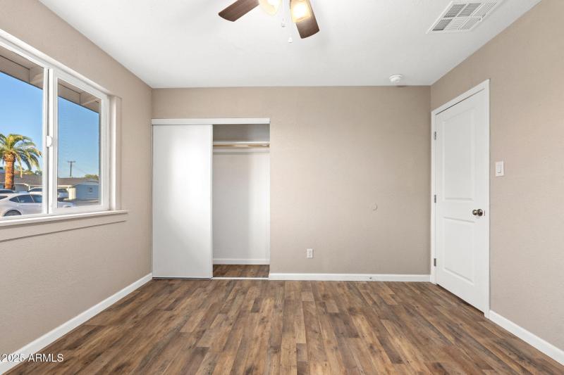 6223 W EARLL Drive, Phoenix, AZ