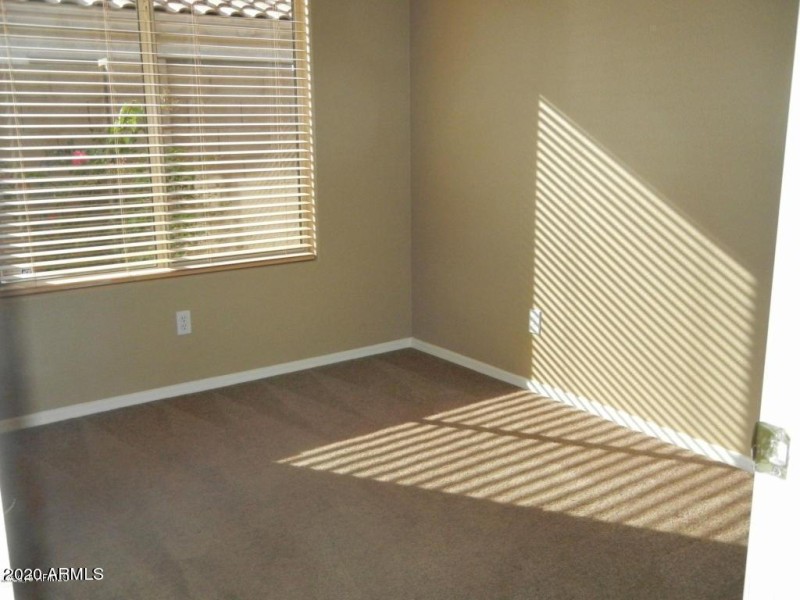 20161025225638284461000000-o