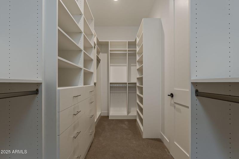 32-web-or-mls-Longhorn-32