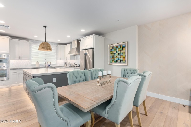 C 014 - 08 - Osborn - Dining Room