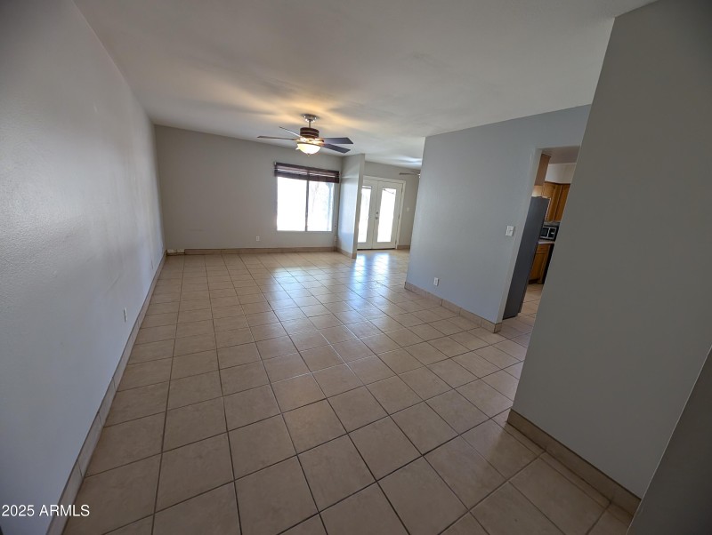 PXL_20250925_195520330