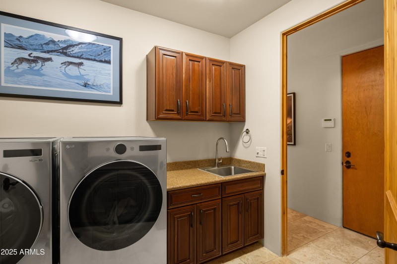 LAUNDRY WITH WASHER AND DRYER