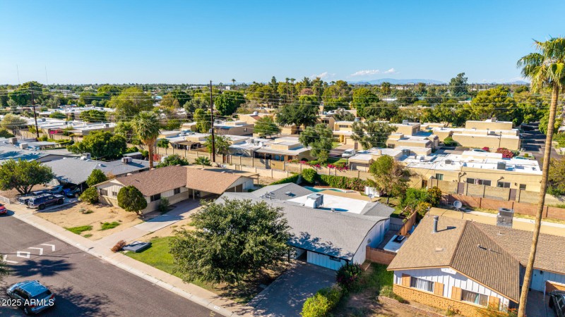gated alley for reisdents