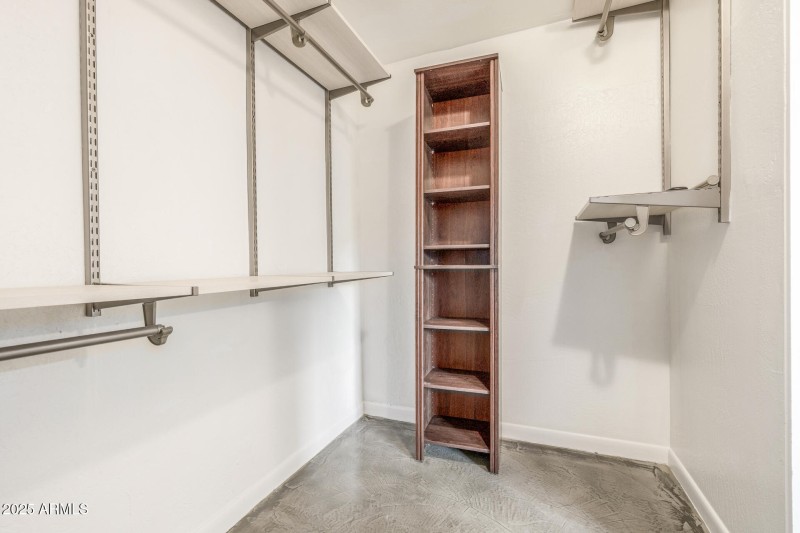 Right view of Walk in closet of Primary