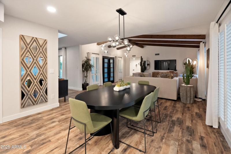 6504 W Corrine Dr (twilight)-13