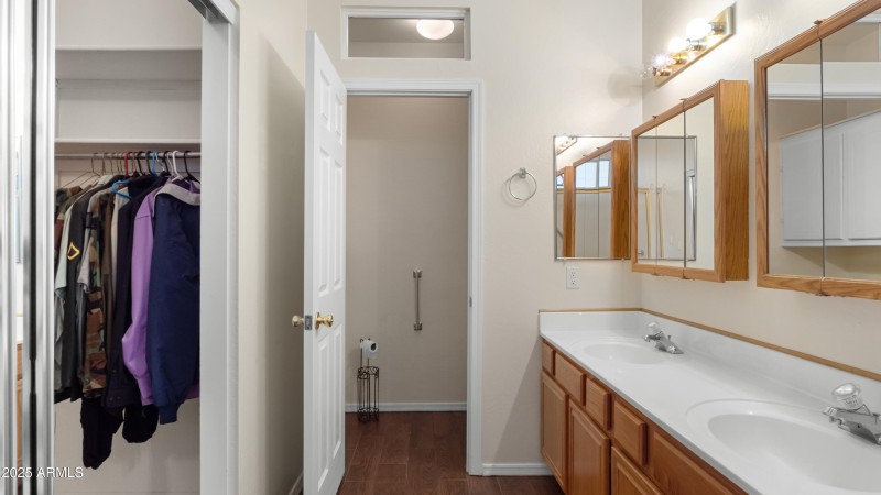 Primary bath view 3