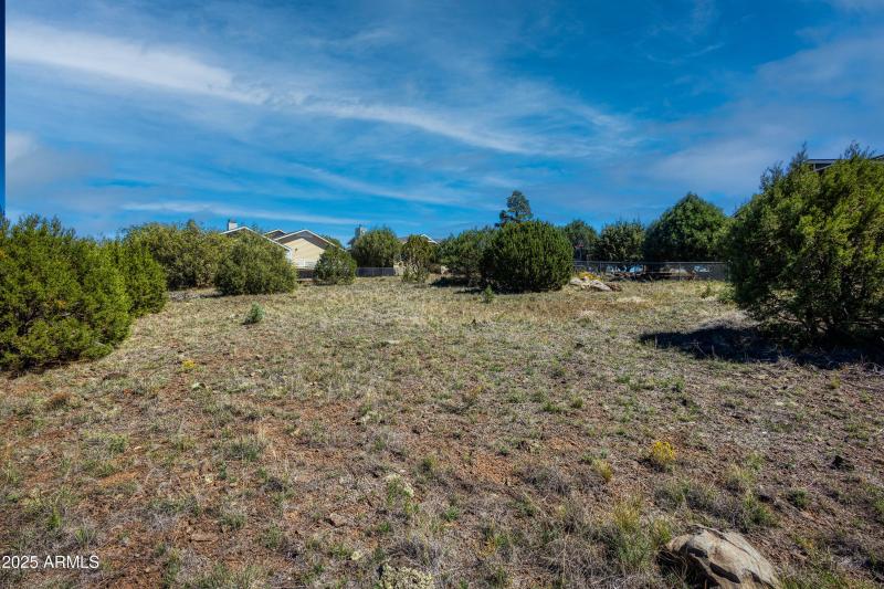 011_photo11_741_s_rockcreek_dr_sl_85901_
