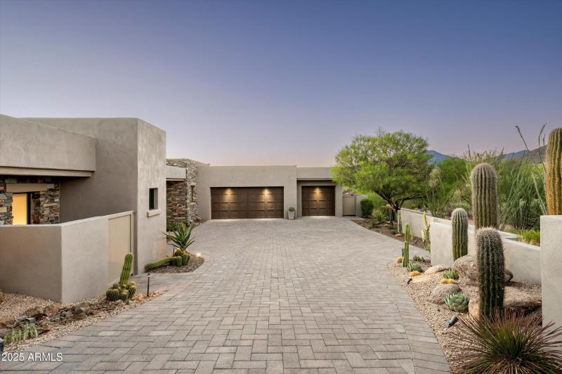 Autocourt to Garages