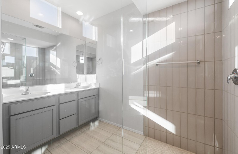 Owner's Bathroom