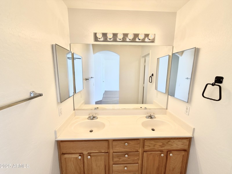 DJI_20250925_130344_117