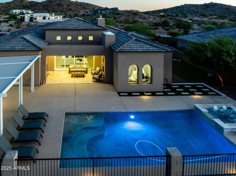 17688 W Paseo Way-0266-HDR-2
