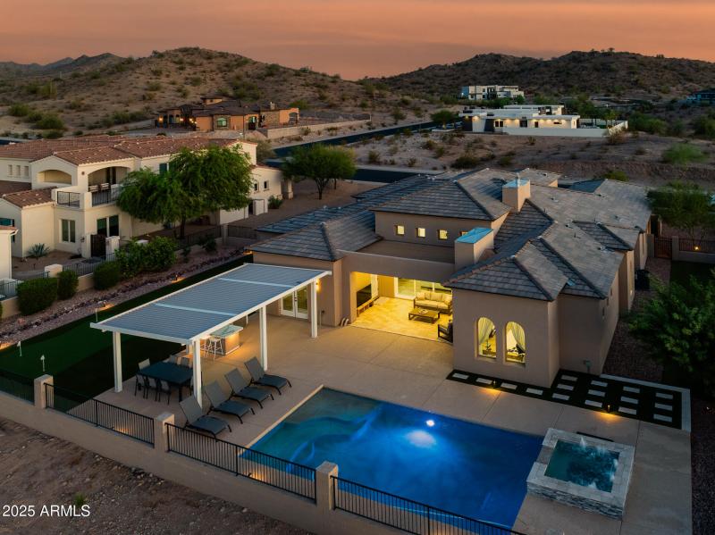 17688 W Paseo Way-0276-HDR-2-Edit