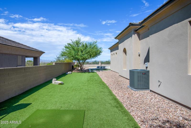 17688 W Paseo Way-0737-HDR-Edit