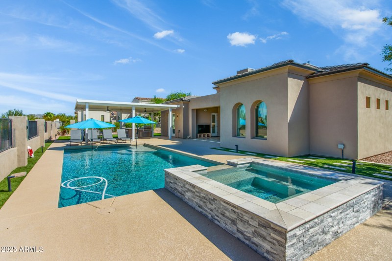 17688 W Paseo Way-0857-HDR-Edit-Edit