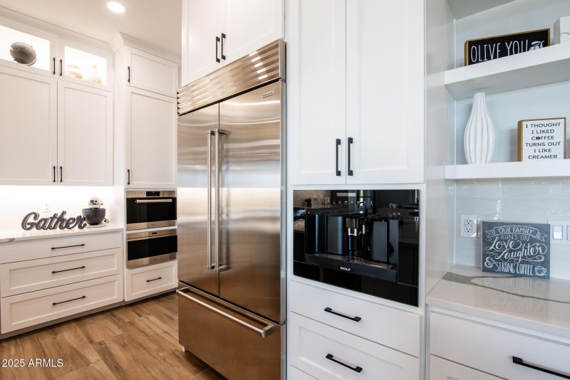 17688 W Paseo Way-0919