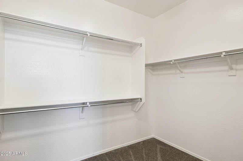 19-web-or-mls-43213-n-vista-hills-dr