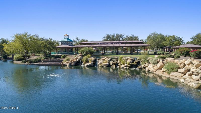 45-web-or-mls-43213-n-vista-hills-dr