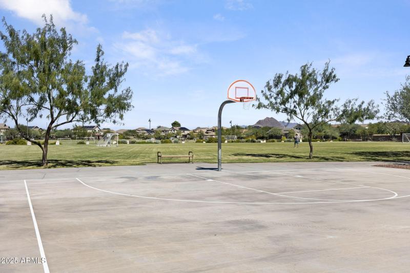 70-web-or-mls-43213-n-vista-hills-dr