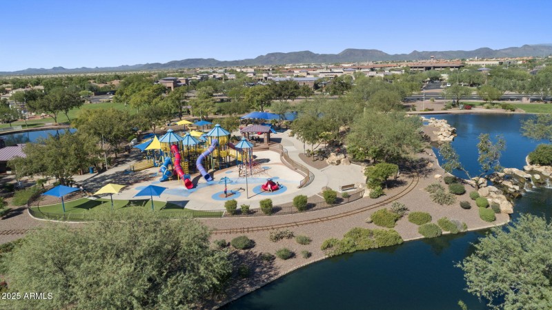 43-web-or-mls-43213-n-vista-hills-dr