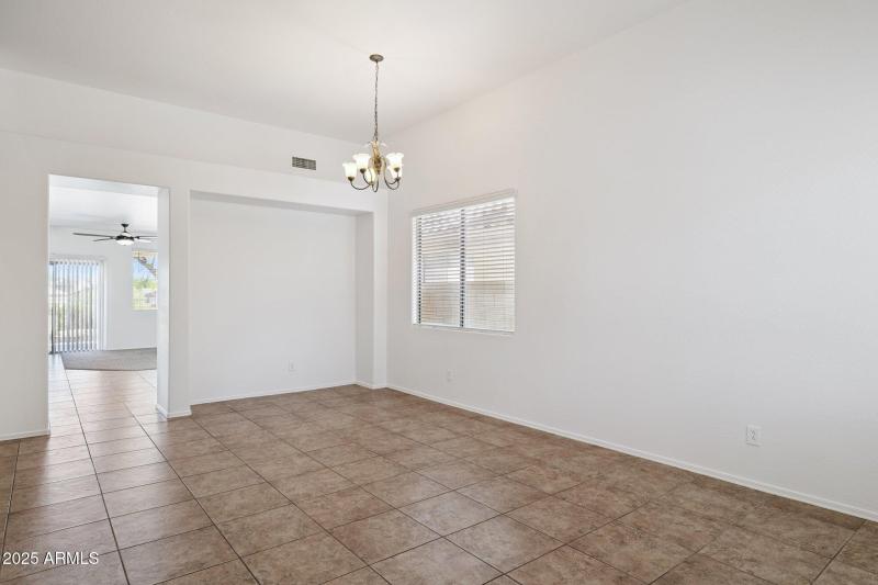 2-web-or-mls-43213-n-vista-hills-dr