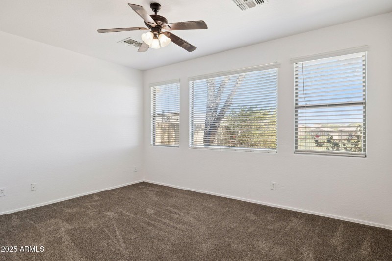 13-web-or-mls-43213-n-vista-hills-dr