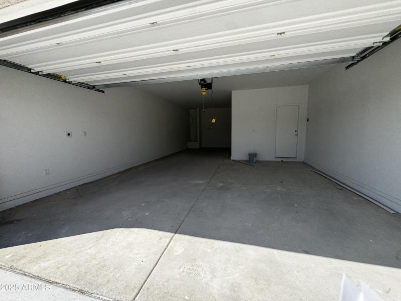 003_Garage