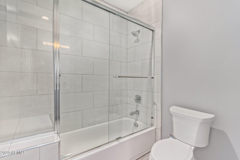 19 - Osborn Guest Bathroom