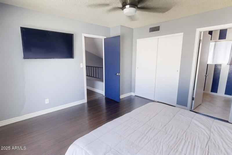 Primary suite