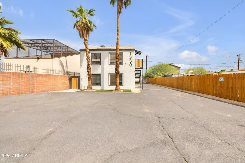 2-web-or-mls-QPT Photo - MAP_7216
