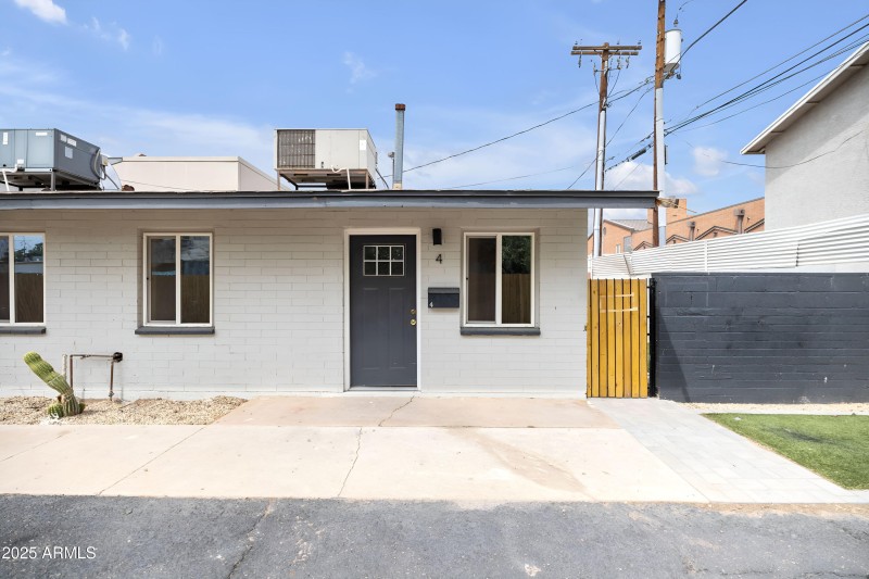 14-web-or-mls-QPT Photo - MAP_7281