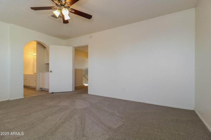 233020-photo-629f72581d9e0