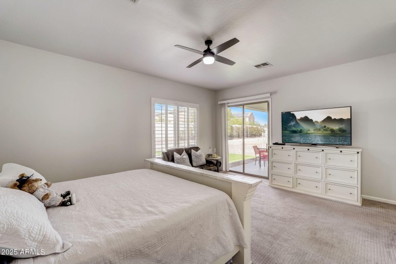 29-web-or-mls-W Durango St-027