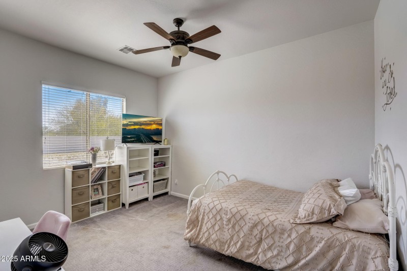 44-web-or-mls-W Durango St-042