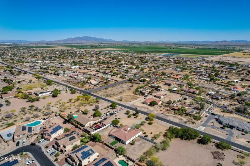 71-web-or-mls-W Durango St-069