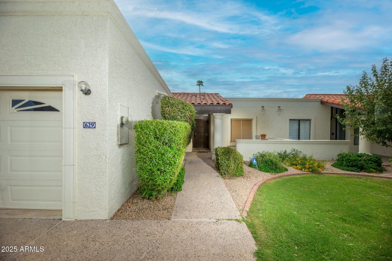 629 E Jeffrey Ave (3)