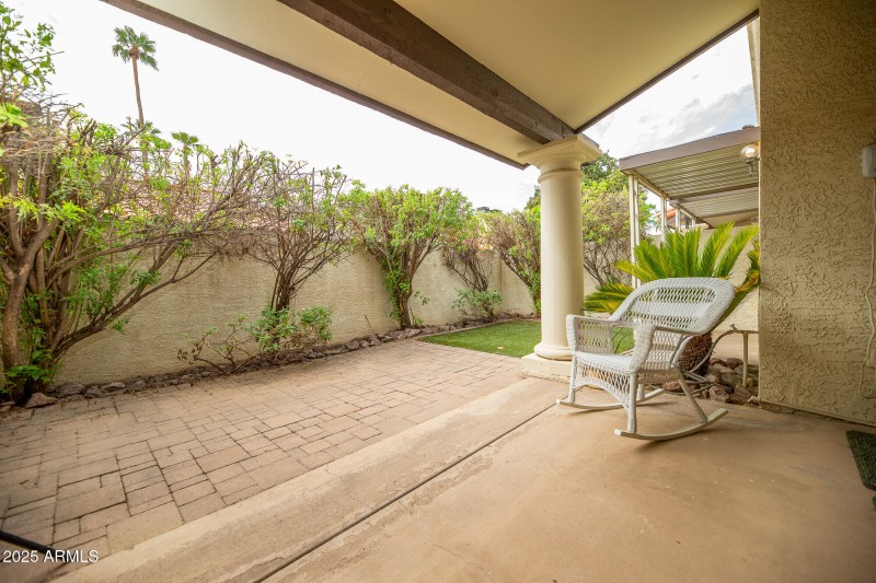 629 E Jeffrey Ave (32)