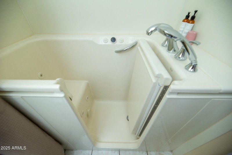 629 E Jeffrey Ave (45)