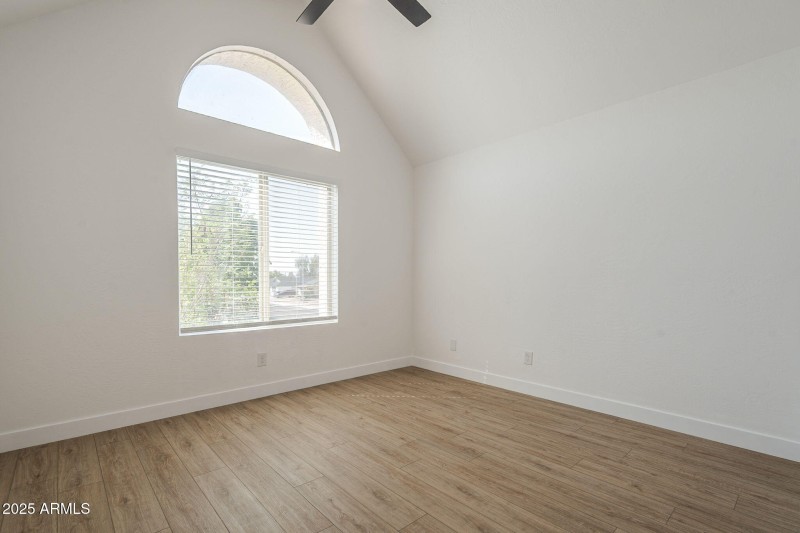 27-web-or-mls-Horne-27