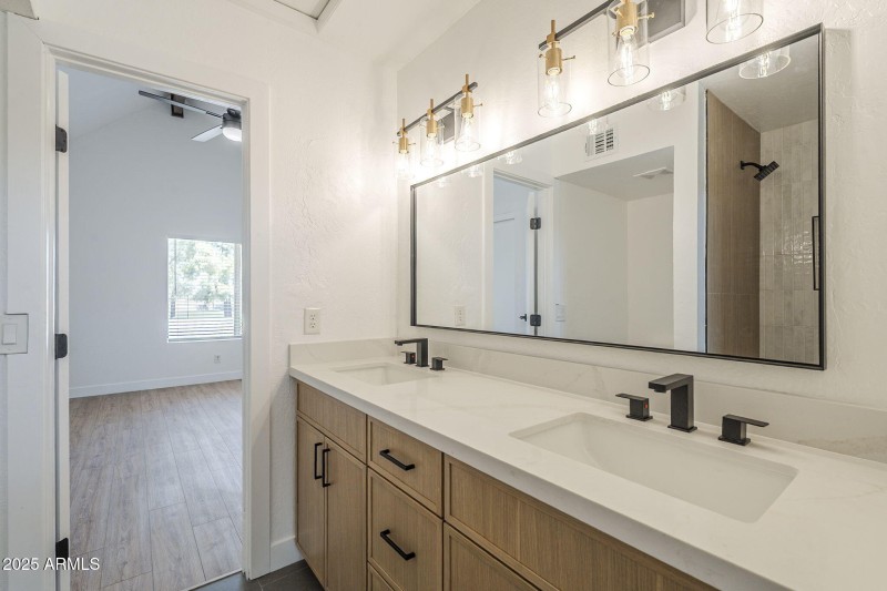 31-web-or-mls-Horne-31