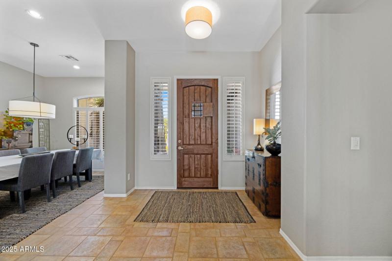 41646 N EMERALD LAKE DR