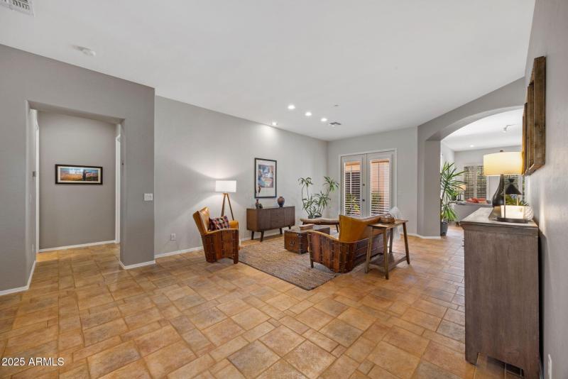 41646 N EMERALD LAKE DR