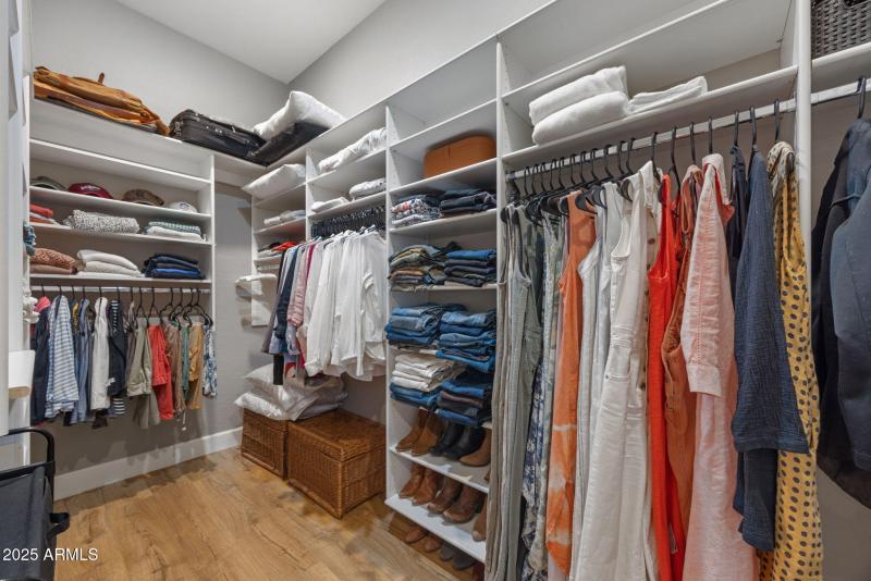 41646 N EMERALD LAKE DR